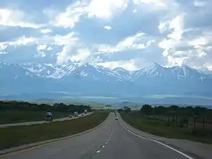 Beartooth Mountains from Park City