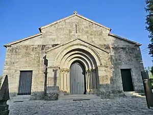 Church of Santa Maria de Airães, with doors for its 3 aisle nave.