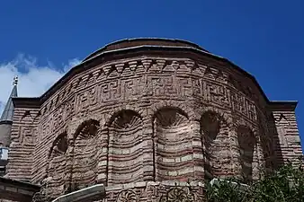 Byzantine brick meander on the facade of the Church of the Thetokos tou Libos of Constantine Lips, currently the Fenari Isa Mosque, Istanbul, unknown architect, 907, refounded in 1287