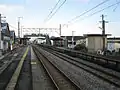 A view of the platform and tracks.