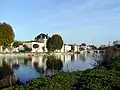 Quai de l'Orangerie and bridge