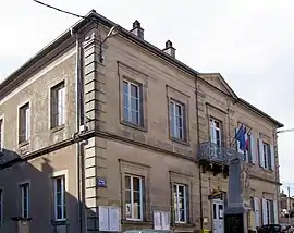 The town hall in Jonvelle