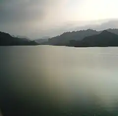 The nearby Khai Dam Lake