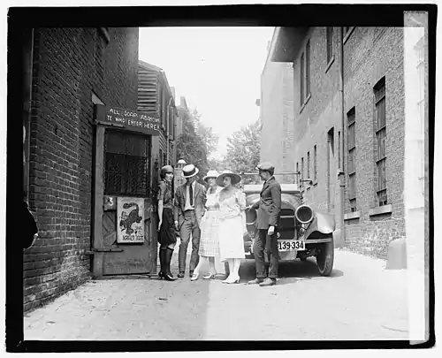 Cleon Throckmorton, his first wife Katherine "Kat" Mullen, and friends at the Krazy Kat in 1921.