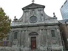 Oude Benedictijnenabdij van Paix Notre-Dame: kerk en sacristieën waaronder meubilair, gevels en daken van de vleugel langs de boulevard d'Avroy, koor des Dames met het orgel "Le Picard", en de omliggende muur en het ensemble vand e kerk, de abdij van de Benedictijnen en het terrein waarop zich deze bevinden