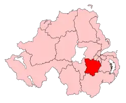 A medium constituency located inland, in the southeast of the country.