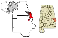 Location of Phenix City in Lee and Russell counties, Alabama.