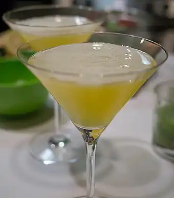 Lemon drop cocktails