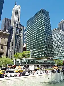 Lever House by Skidmore, Owings & Merrill (1951–52)