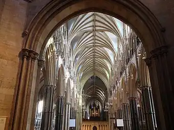 Lincoln nave