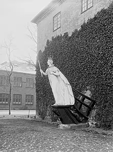 The ship's figurehead at Holmen.