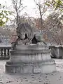 Tuileries, stone