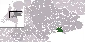 Monochrome location map of the Dutch province of Gelderland with boundaries of all municipalities, with Bergh area highlighted in green.  Top-left corner includes inset of overall map of Netherlands, with Gelderland highlighted within.