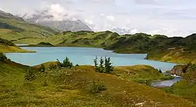 Lost Lake and mountains.