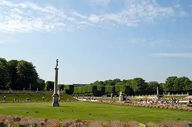 Gardens in front of the Palais du Luxembourg