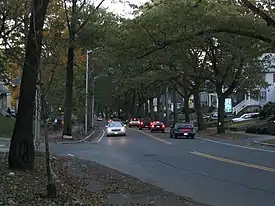 Lynn Fells Parkway as it enters Melrose Highlands