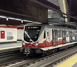 Train arriving at Universidad Central station