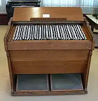 Enharmonic harmonium: Orthotonophonium (1870s/1914)