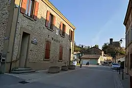 The town hall of Chantemerle-les-Blés