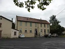 The town hall in Fayet-le-Château