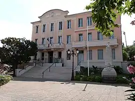 Saint-Cyr-sur-Mer Town Hall