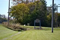 Mapleton sign from US Route 24