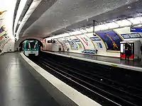 MF 77 rolling stock on Line 7 at Censier–Daubenton