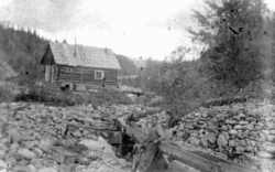 Mining recorder's cabin at Manson Creek