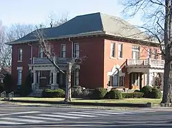 Mollie and Neel Glenn House