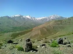 Alvand Mountain overlooking Maryanaj