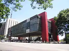 Lina Bo Bardi: São Paulo Museum of Art. Modern