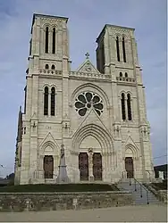 The church in Neuvizy