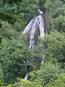 18. Nanatsu Falls