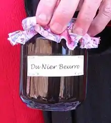 A jar of nièr beurre