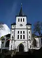 Niederbrechen: entrance to St. Maximin's parish church