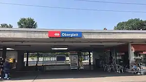 Canopy-covered platform