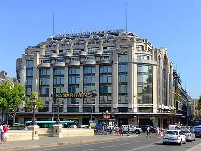 La Samaritaine department store in Paris by Henri Sauvage (1925–1928)