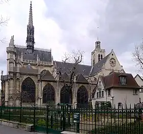 South facade on Square Laurent