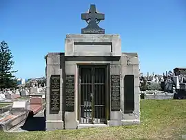 Packer family tomb