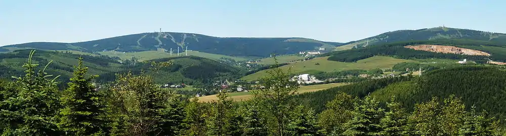 The Keilberg and the Fichtelberg seen from the Hoher Stein