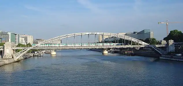 The Viaduc d'Austerlitz, built for Paris Metro by Jean-Camille Formigé (1903–1904)