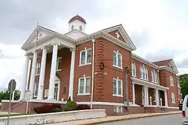 Pendleton County Courthouse in Franklin