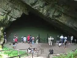 Penn's Cave and Hotel