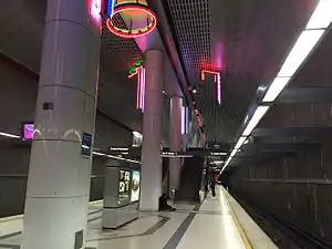 The platform at Pershing Square station