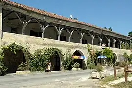 Poudenas arcades