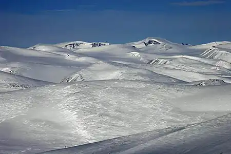 Qiajivik Mountain is the highest summit of northern Baffin Island.