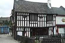 Old Queens Head Public House