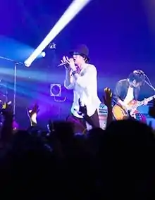 Noda performing with Radwimps in 2015