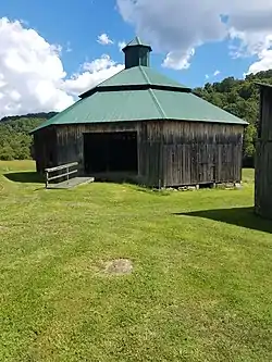 Rankin Octagonal Barn