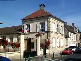 The town hall in Rantigny